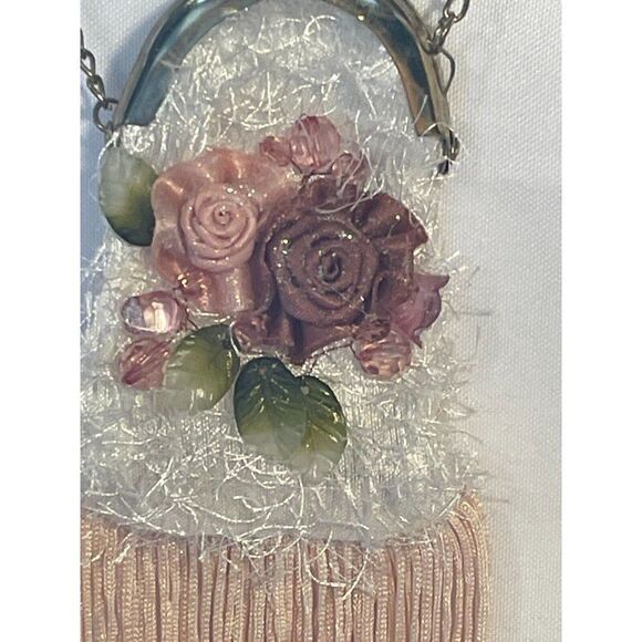 Floral Coin Change Purse W Fringe on a chain - Picture 3 of 5